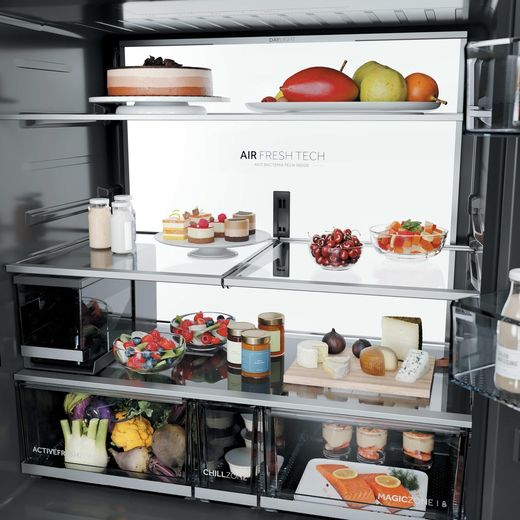 Haier Horizon American Fridge Freezer - Obsidian Steel - Internal shot